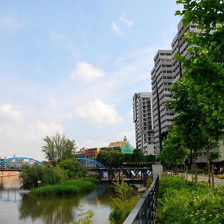 Two Towers Old Town Apartments-City Center-By The River-Observation Terrance On The Roof-Free Parking 브로츠와프 외부 사진